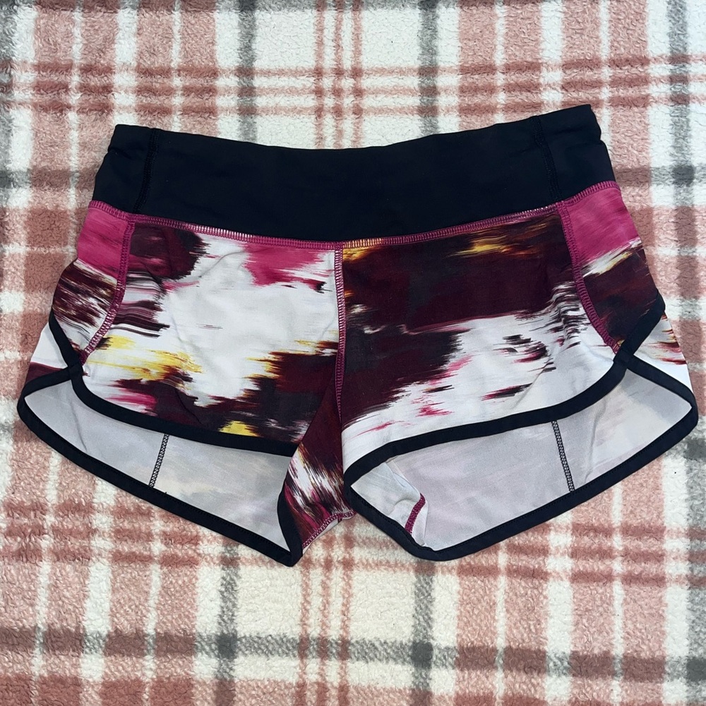 Lululemon size 4 speed up shorts